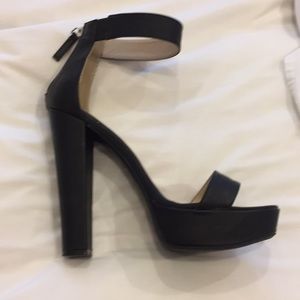 Size 8 black heels